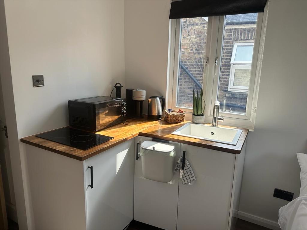Studio In The Heart Of Londres Exterior foto